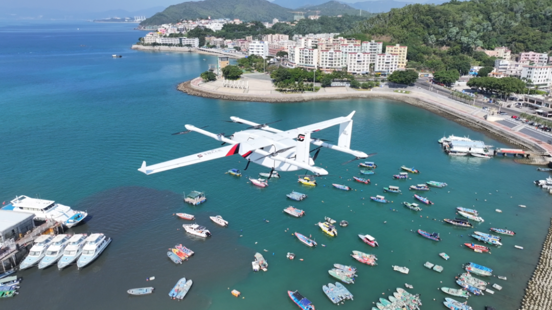 低空经济写入国家战略，万亿级低空蓝海市场步入快速成长新阶段