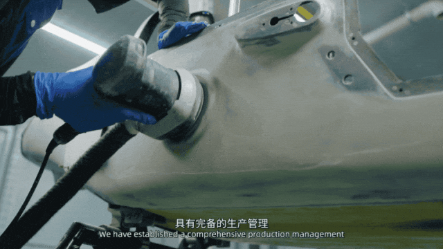 航景创新1.5吨级混动倾转旋翼eVTOL突击鹰-2000总装下线