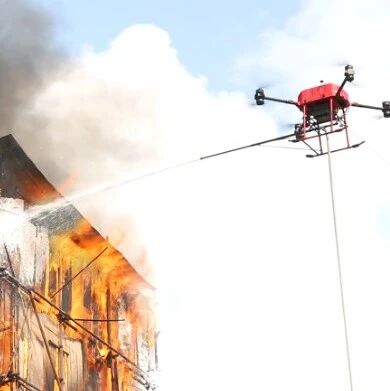 华科尔无人机在消防灭火上的应用