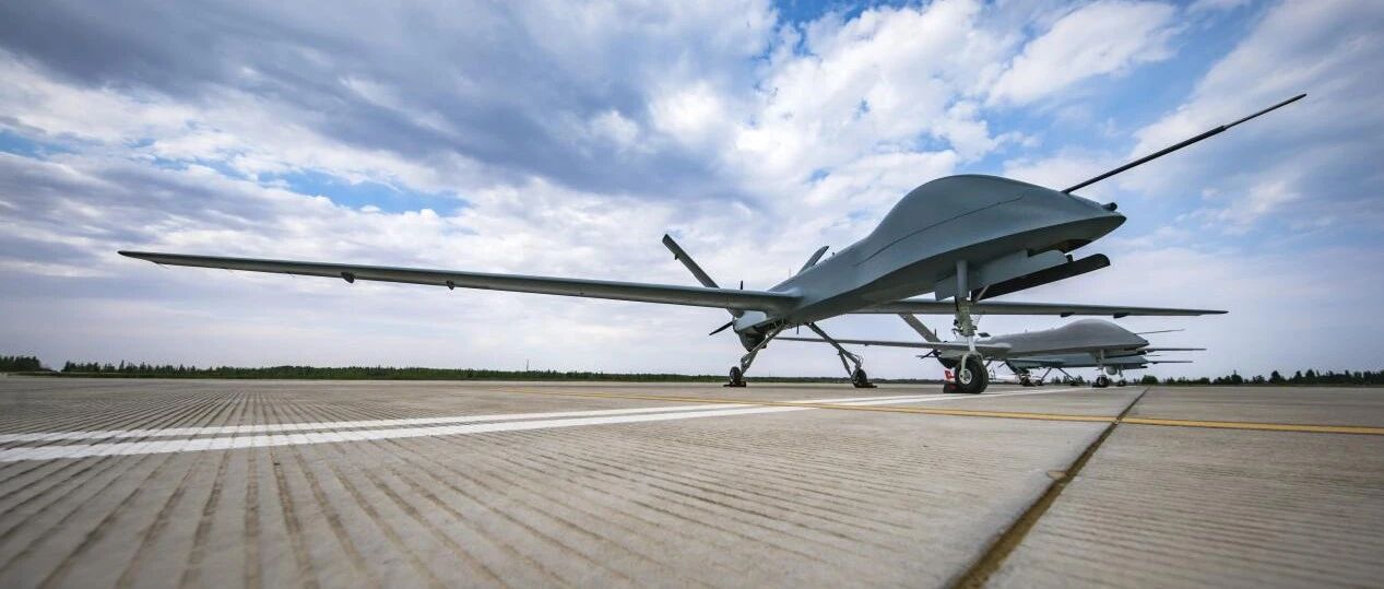 低空飞行器蒙皮材料、成型工艺